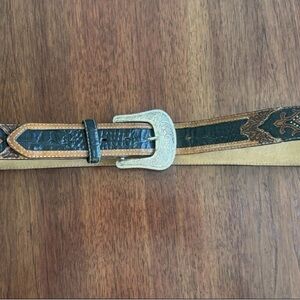 VTG Tony Lama Western Style Leather Tooled Belt with Silver Buckle Sz 42